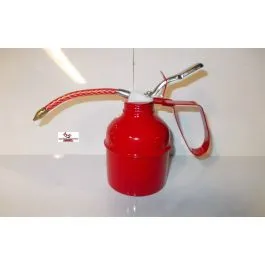 attrezzo oliatore in metallo x officina