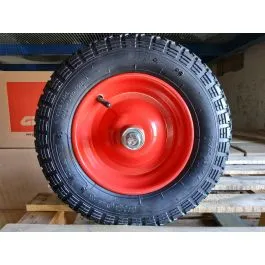 Ruota carriola 3 50 8 4pr (tacchettata)